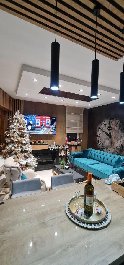 Design Apartment Platinium Spa Lux 5 Star "Havana" Completely Private Wellness & Spa Free Included Sauna & Jacuzzi & Salt Wall & Fire Place & 3D Ceilings & Business Wifi & Netflix & Keyless Code Entry & Full Smart App & Secure 2 Parking Place Чуприя Экстерьер фото