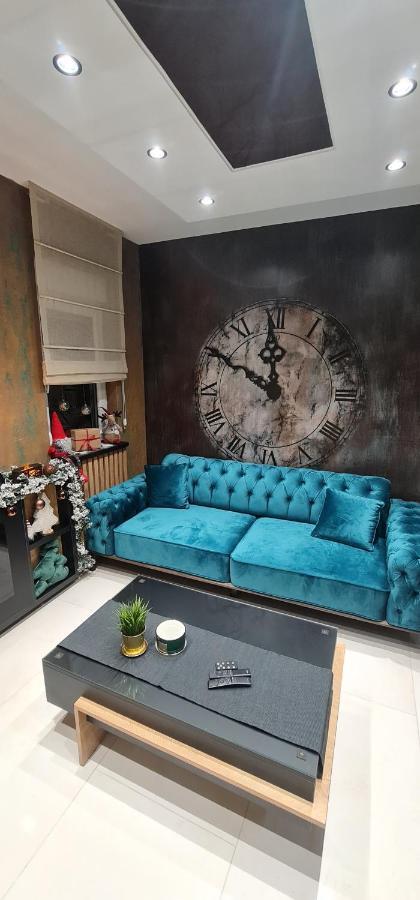 Design Apartment Platinium Spa Lux 5 Star "Havana" Completely Private Wellness & Spa Free Included Sauna & Jacuzzi & Salt Wall & Fire Place & 3D Ceilings & Business Wifi & Netflix & Keyless Code Entry & Full Smart App & Secure 2 Parking Place Чуприя Экстерьер фото