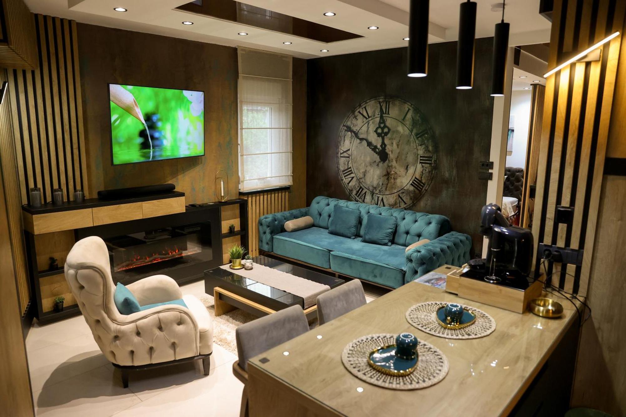 Design Apartment Platinium Spa Lux 5 Star "Havana" Completely Private Wellness & Spa Free Included Sauna & Jacuzzi & Salt Wall & Fire Place & 3D Ceilings & Business Wifi & Netflix & Keyless Code Entry & Full Smart App & Secure 2 Parking Place Чуприя Экстерьер фото